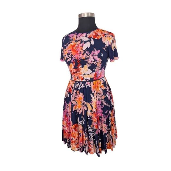 Maggy London 8 Pink Floral Dress Fit & Flare Career Office Event Vacation Travel - Picture 7 of 9